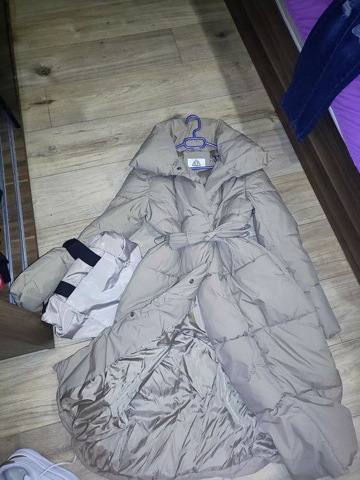 Дълго дамско зимно яке