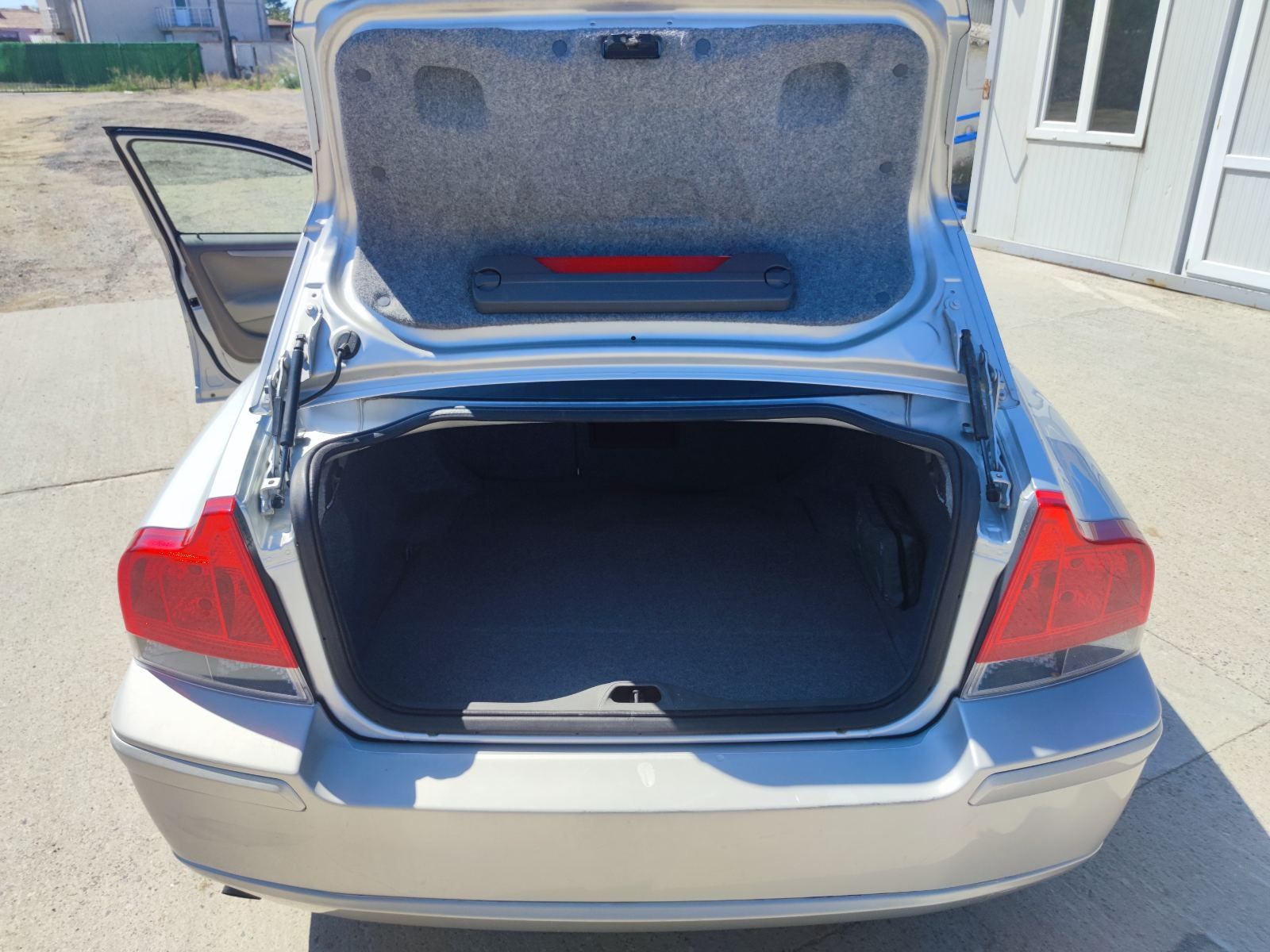 Volvo S60 2.4D Волво S60