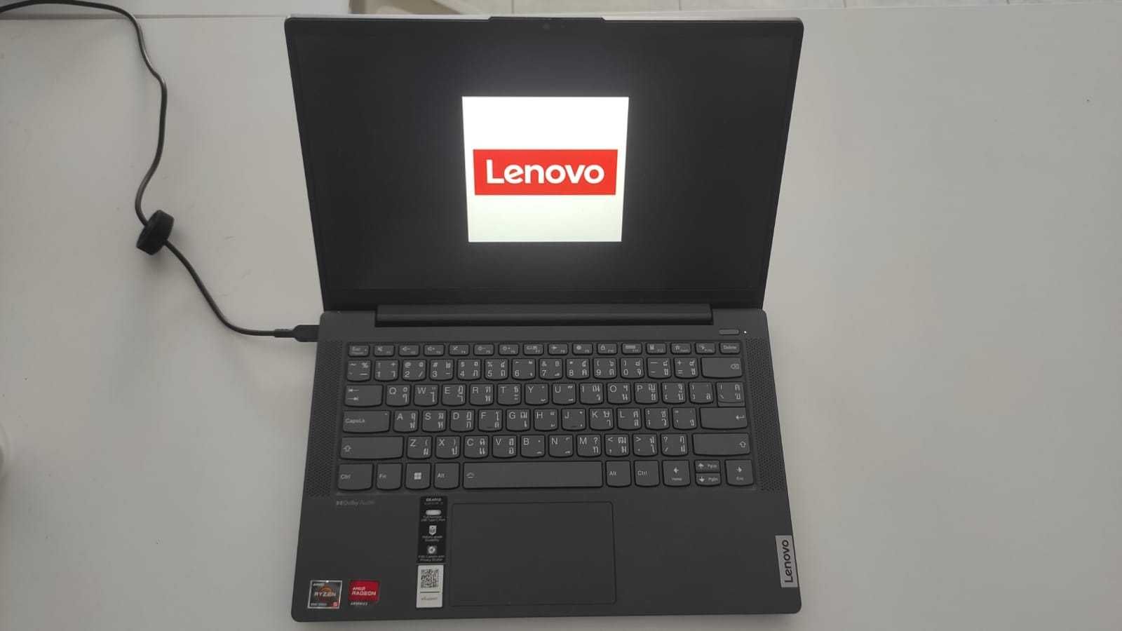 Lenovo IdeaPad 5 Business Laptop + Rucsac Lenovo CADOU 2024