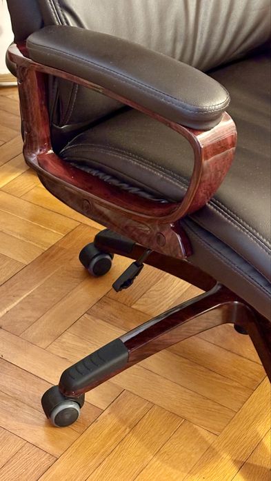 Vand scaun directorial