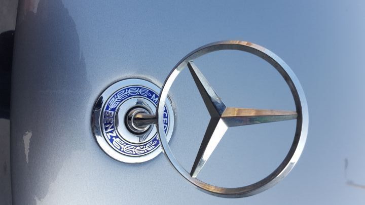 covorase mercedes e w211 cauciuc,emblema capota, capace janta aliaj