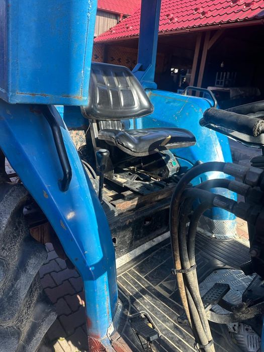 Vand tractor Iseki 52 4x4 inmatriculat primarie