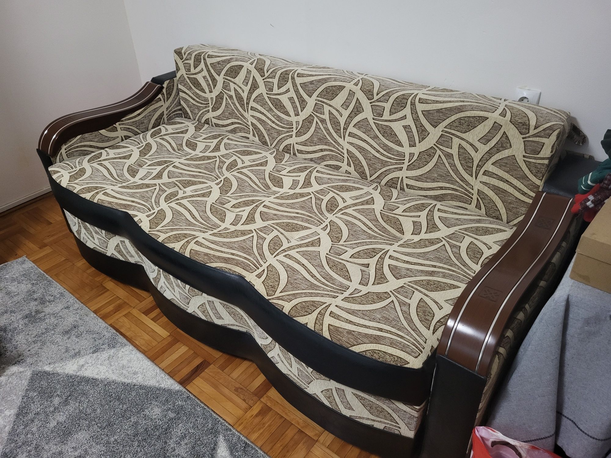 Canapea extensibila