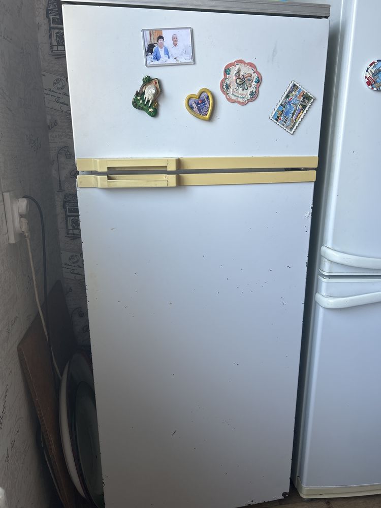 Продаю холодильник.