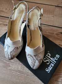 Нови дамски обувки Sara Pen