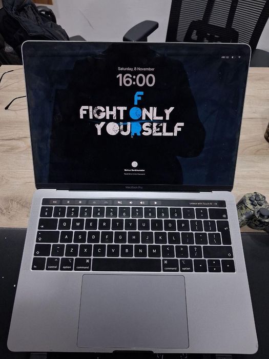 MacBook Pro Touchbar