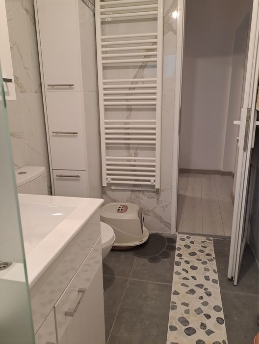 Apartament 3 camere decomandat Navodari Sud