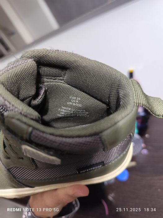 Ghete impermeabile H&M, 26