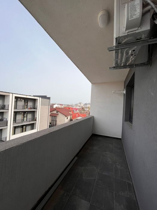 Închiriez apartament 2 cam.