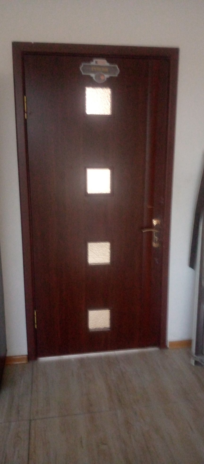 Продам двери с замками