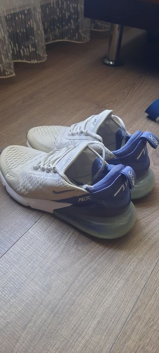 Adidas Nike AirMax 27c