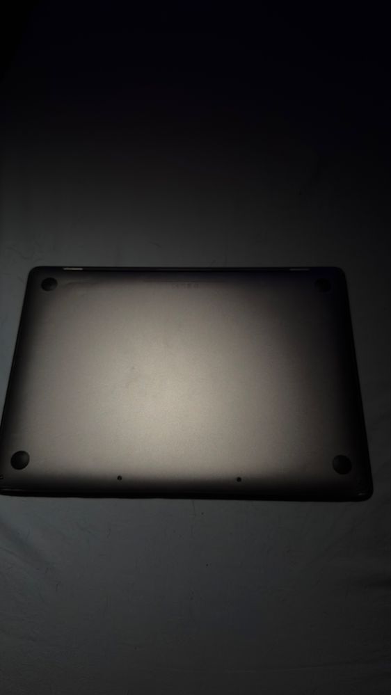 MacBook Pro 2017 8GB RAM 256GB SSD