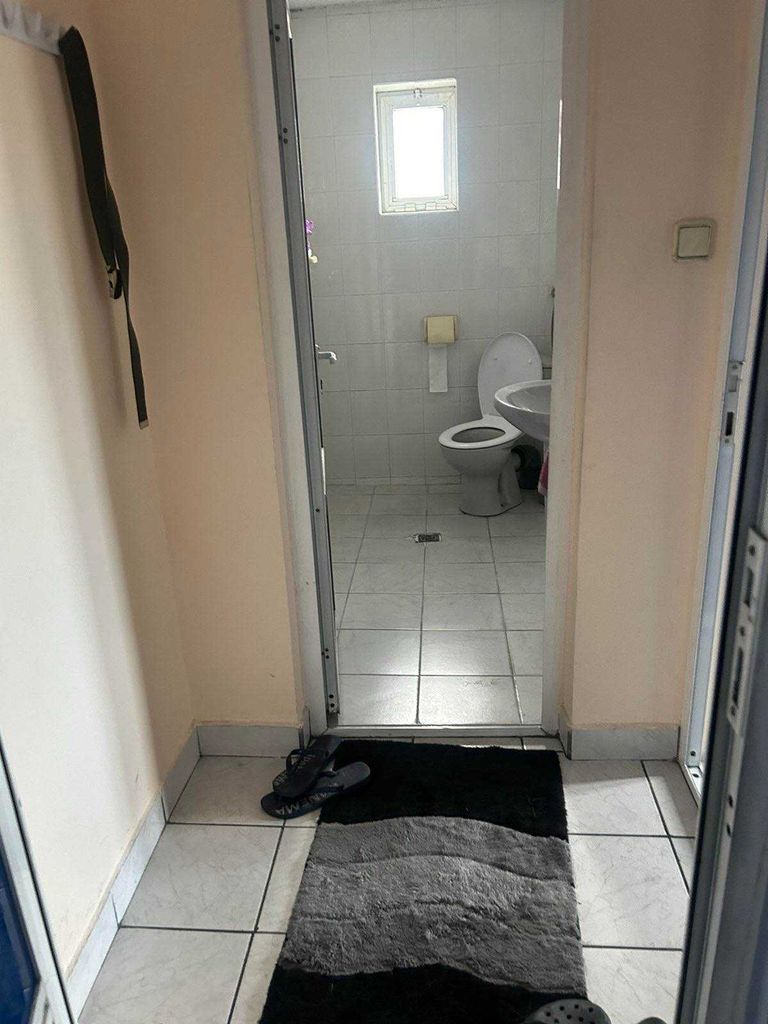 Продава се Промишлена сграда в Димитровград - 800 кв.м за 542 €/кв.м - Снимка #6
