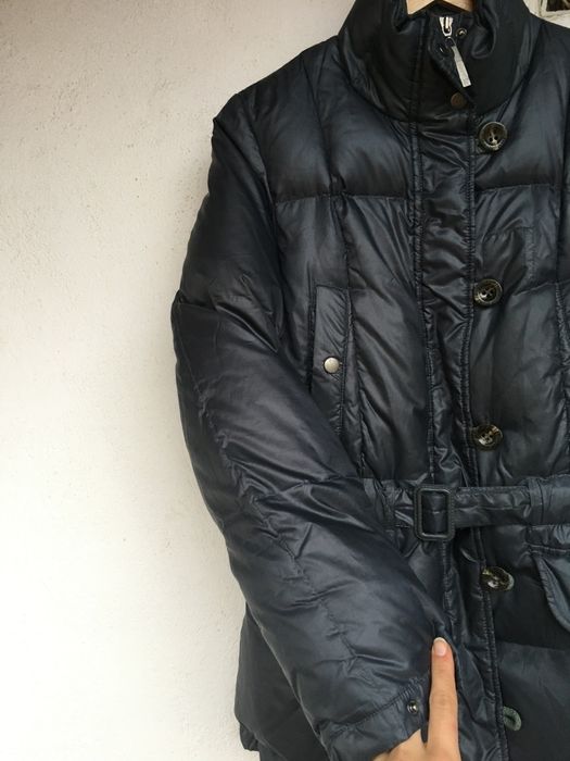 Яке с къщи пух и пера