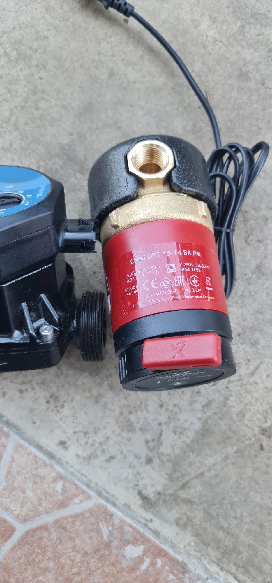 pompa lowara și grundfos
