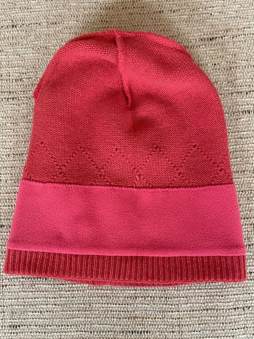 Set, căciula și fular, 80% lână, culoare corai, marime universala