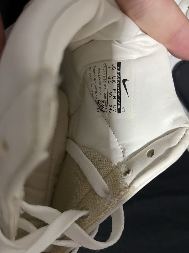 Кроссовки Nike, как новые, носила всего 1 раз