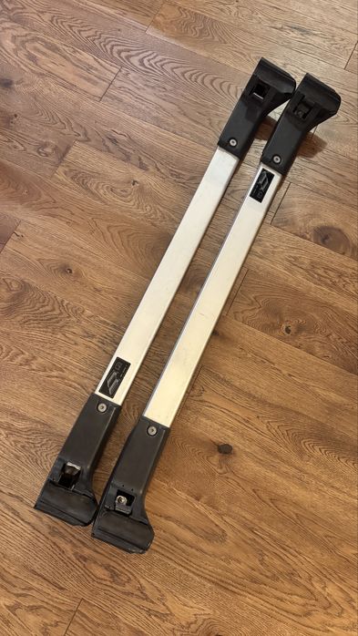 Ford Galaxy bare transversale