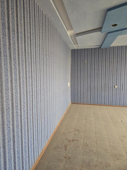 Бино сотилади 2 каватли падвал билан 3 каватли