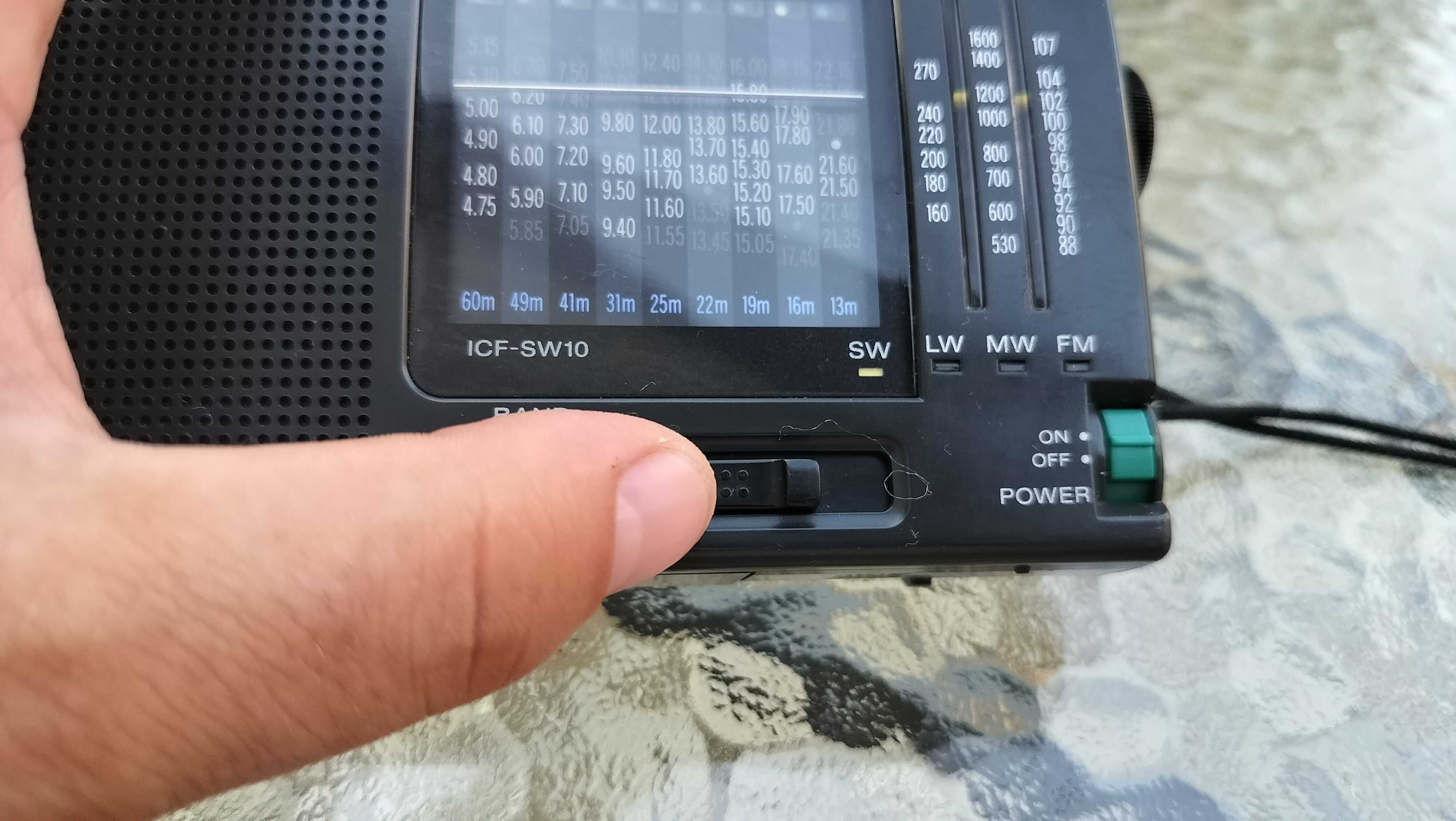 Radio Portabil Sony ICF-SW10 AMFM/LW/Shortwave 12 Band Multiband Japan
