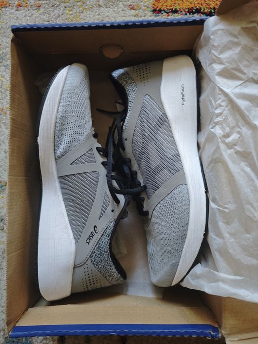 Adidasi alergare asfalt si trail 44 PRET FIX