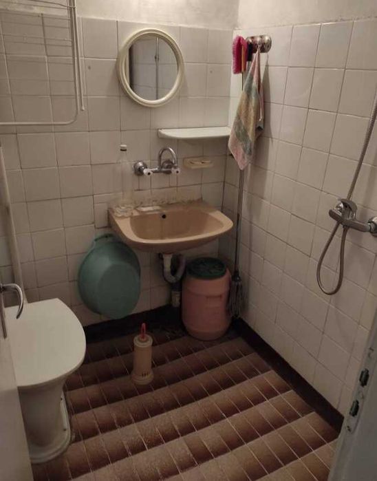 Дава се под наем Едностаен апартамент в Бургас, Зорница - 33 кв.м за 105 € - Снимка #12