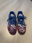 Adidasi fotbal Umbro 33