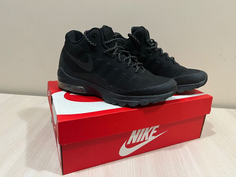 Nike Air Max Invigor Mid 38,5
