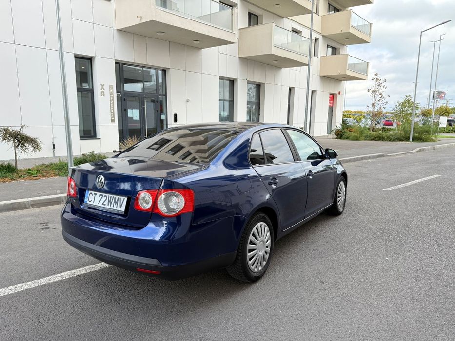 Vând Vw Jetta 1.6Benzina,Stare perfectaa