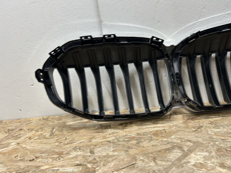 Grila bmw F40 seria 1 an 2020-2023