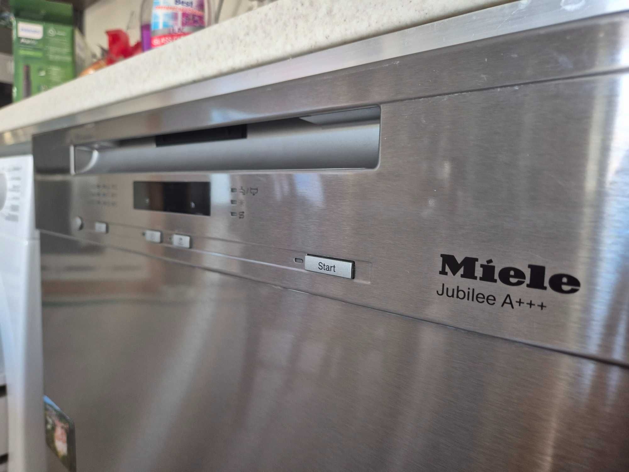 Съдомиялна машина Miele Jubilee A +++
