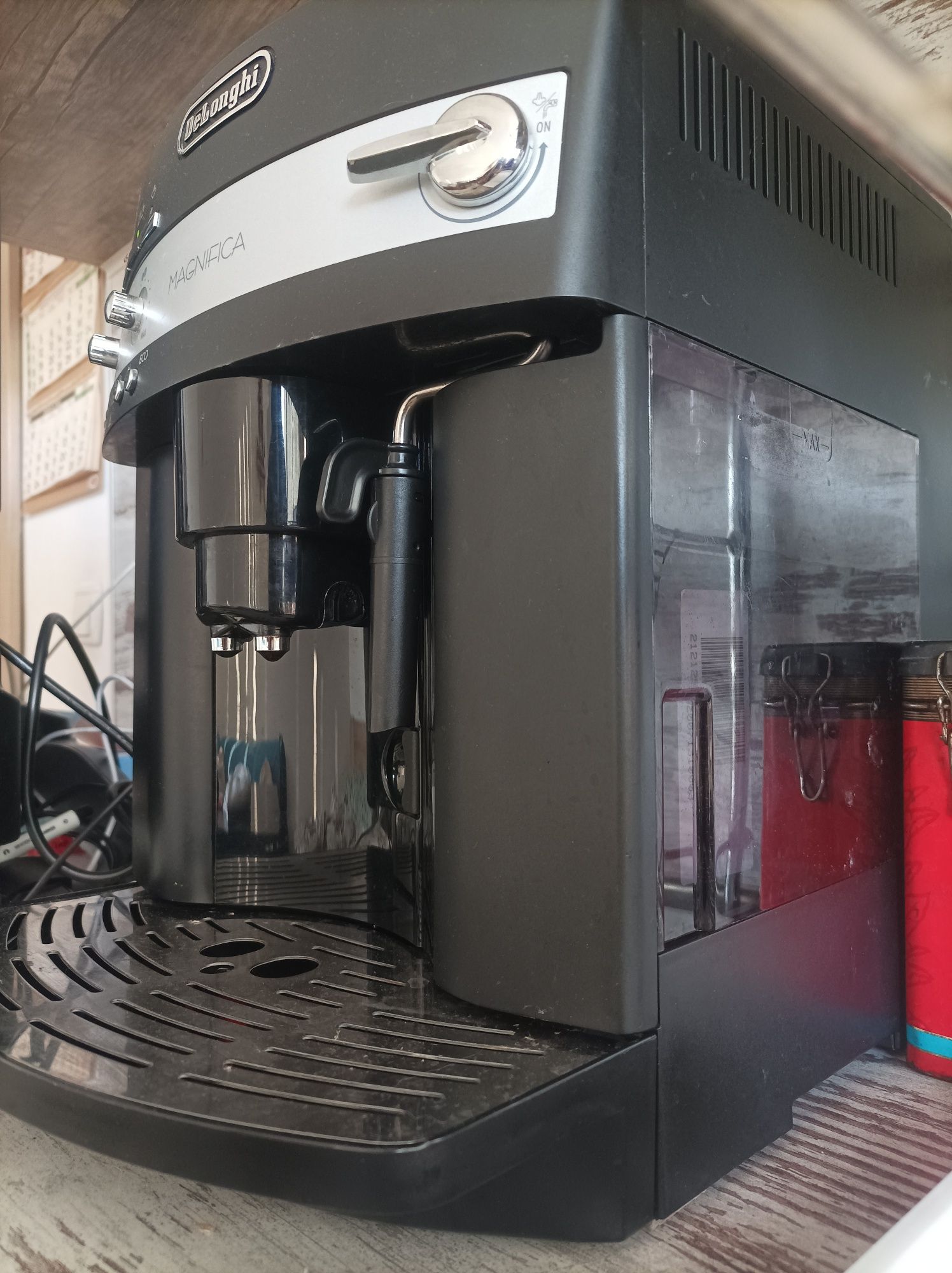 Кафеавтомат Delonghi Magnifica
