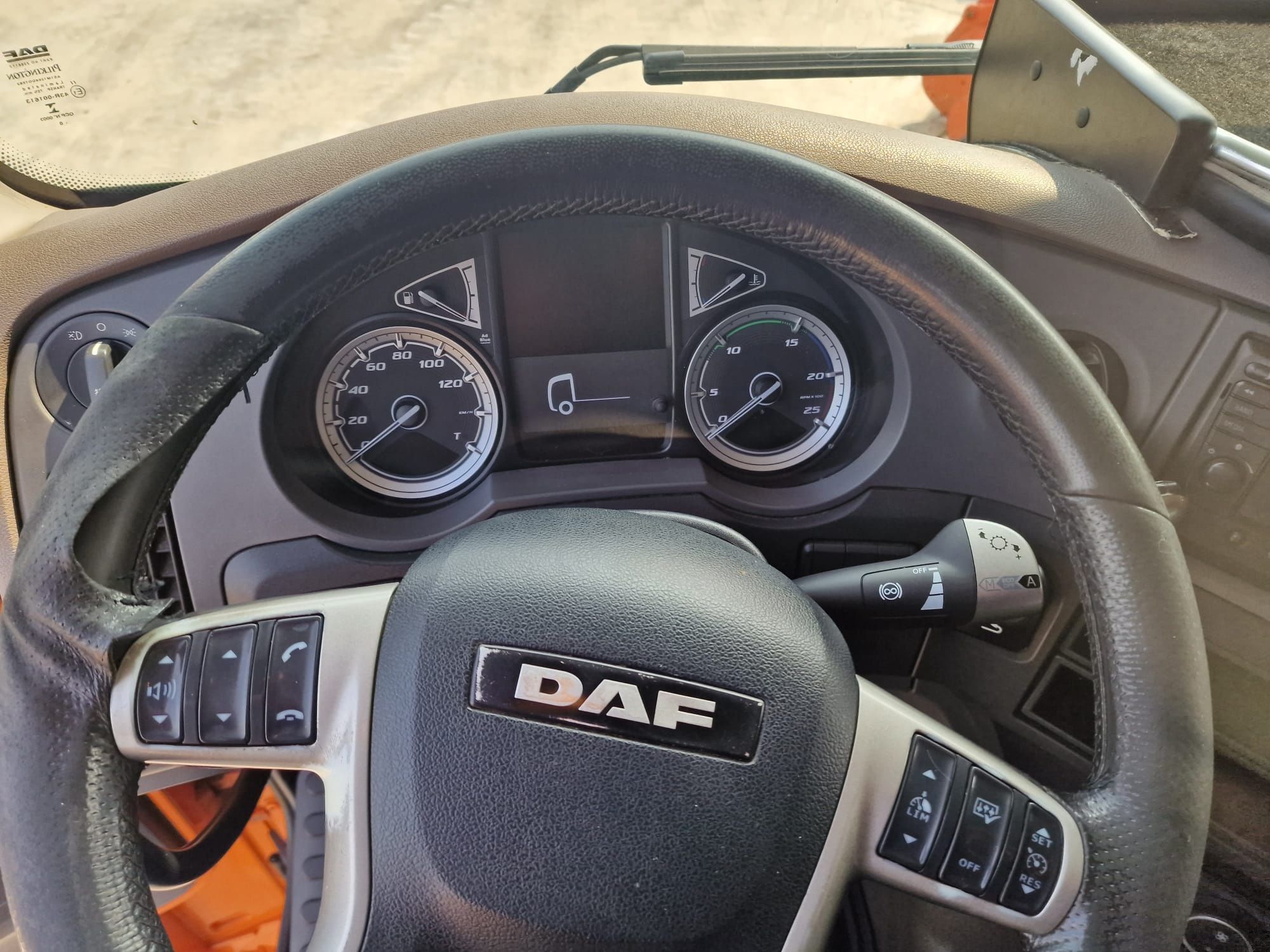 Daf xf. 105.480 cap tractor