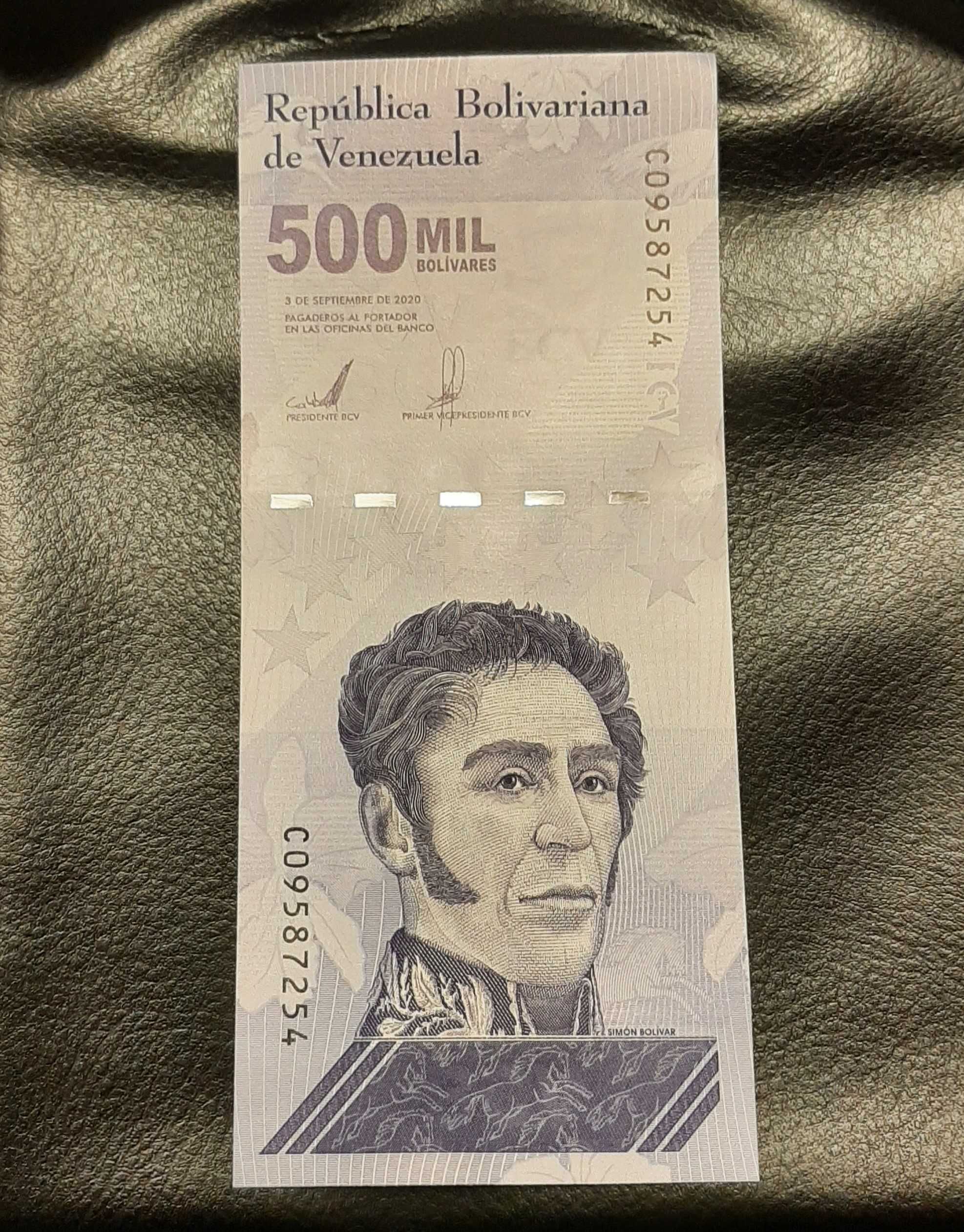 Банкнота НОВИТЕ 500 000 боливара 2020 Венецуела