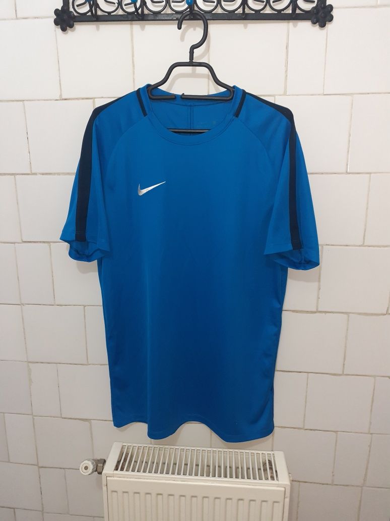 Tricou marca Nike culoare albastru mărime L