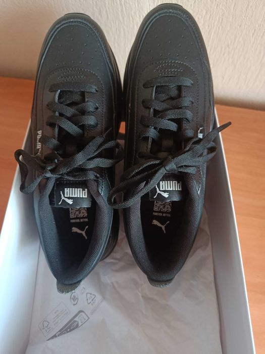 Продавам маратонки