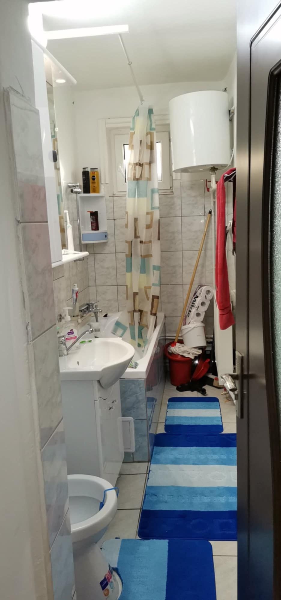 Vand apartament cu o cameră