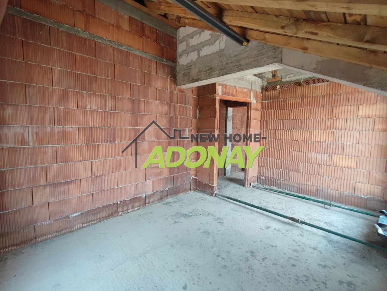 Продава се Къща в с. Скутаре, Област Пловдив - 140 кв.м за 1029 €/кв.м - Снимка #11