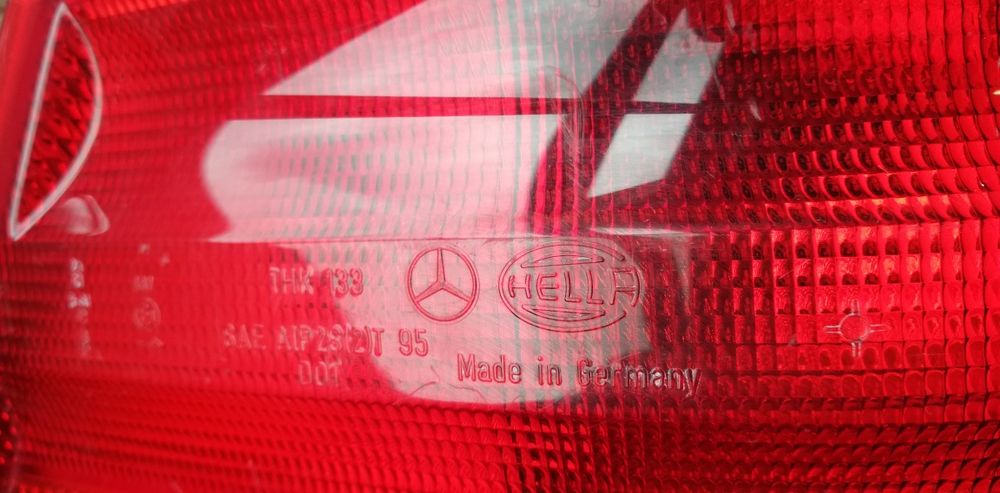 2 броя десен стоп Mercedes CLK W208 (1997-2003)