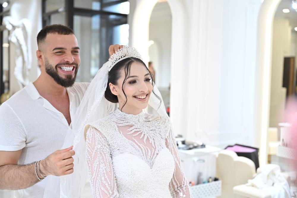 Vând rochie de mireasa superba !!