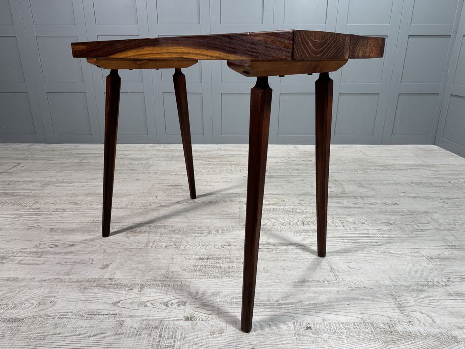 Рустикална, малка, трапезна маса У018