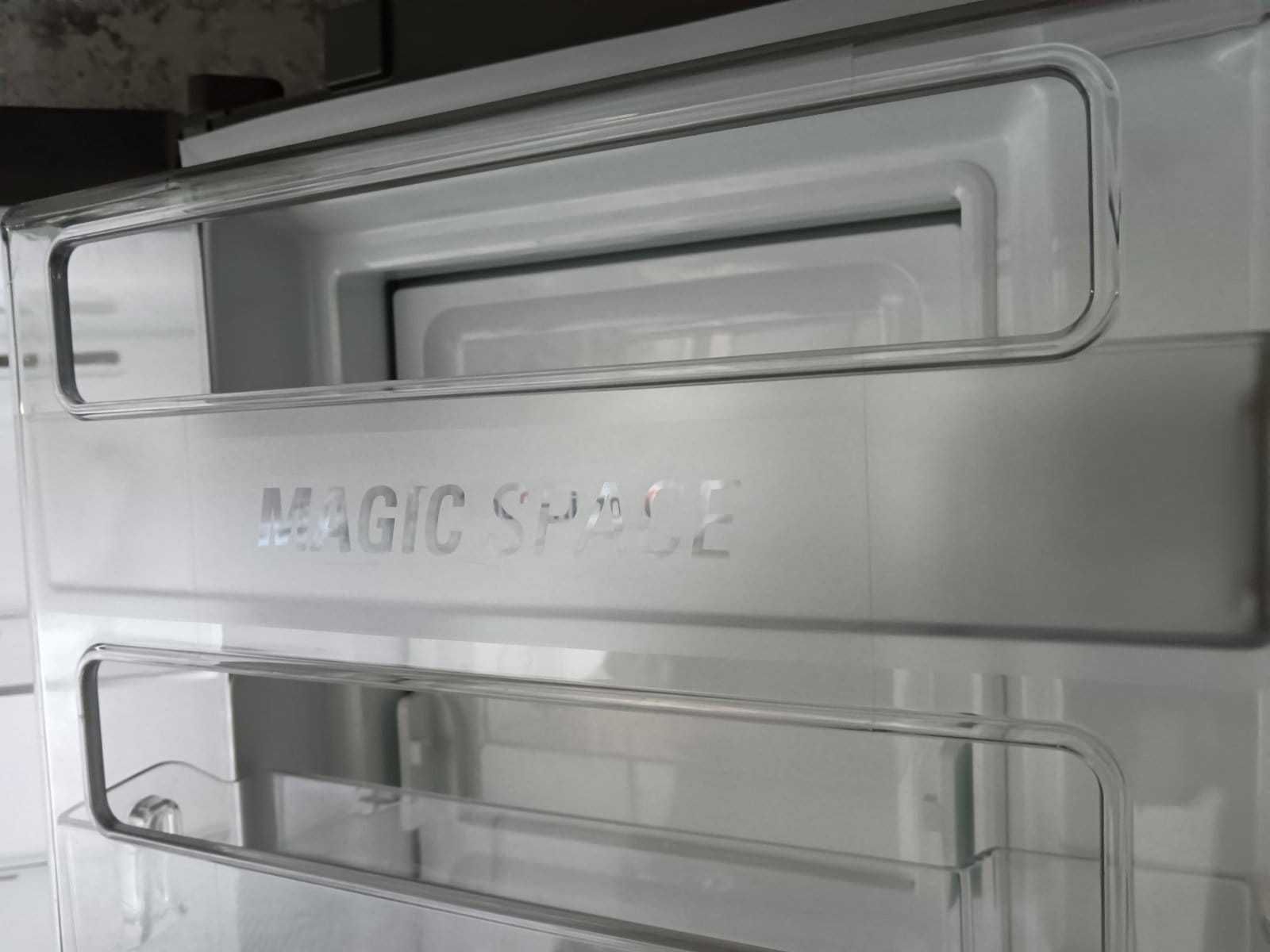 Хладилник LG  Side by side