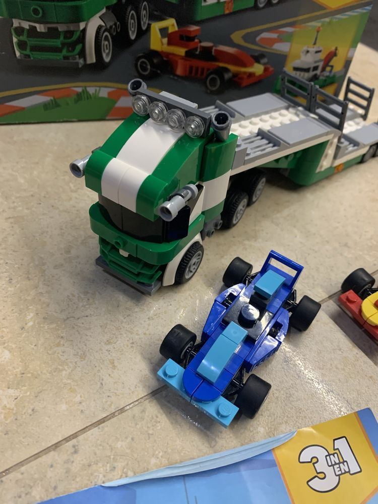 Lego Creator Trabsportator mașini de curse -31113