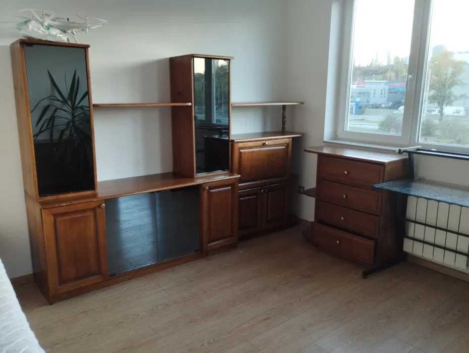 Тристаен  имот в кв. Дружба 1