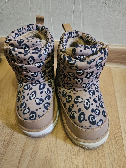 Боти zara и H&M 25-26 размер