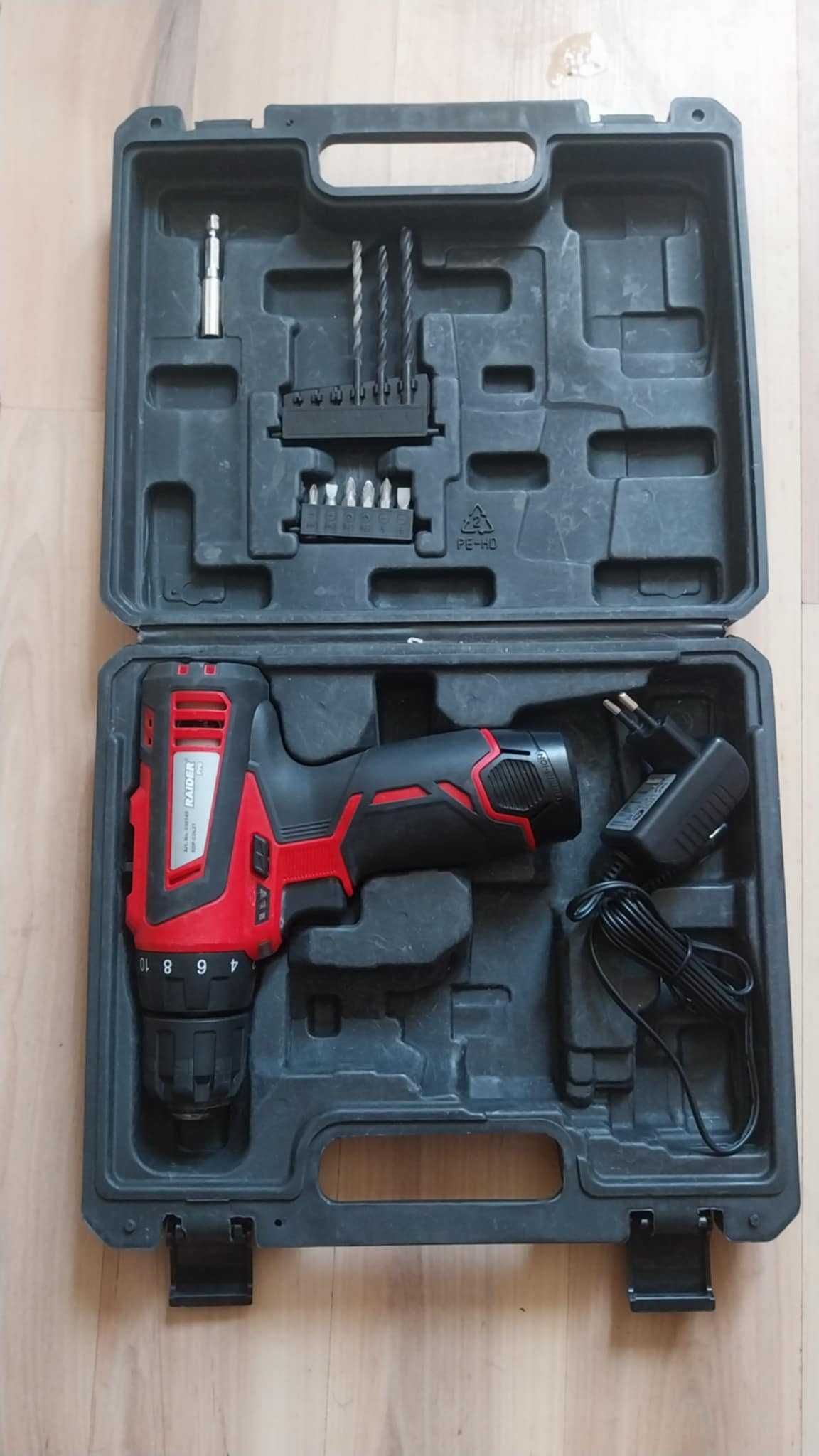 Акумулаторна бормашина Raider RD-CDL27
