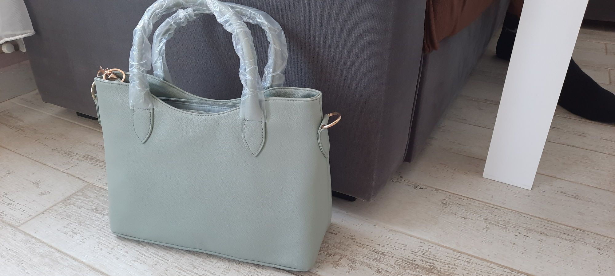 Дамска чанта, нова, сиво-зелен цвят