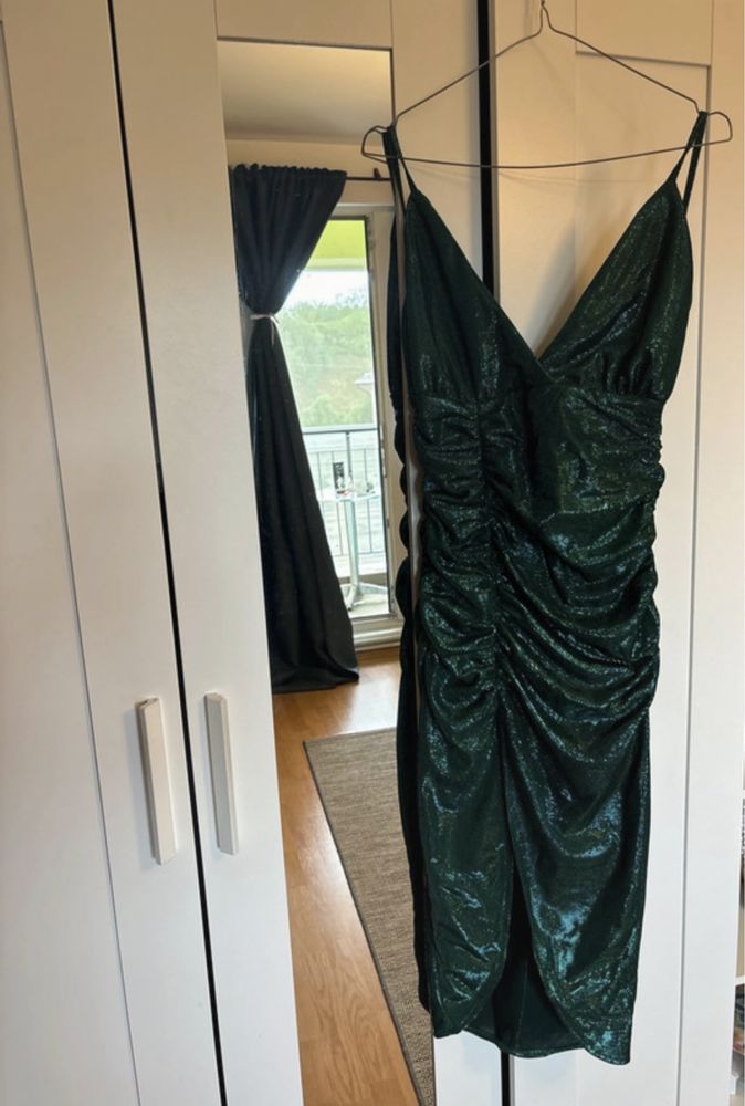 Rochie de ocazie superba.
