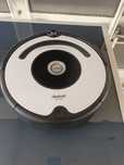 Aspirator robot irobot roomba 675 model cu Wi-Fi