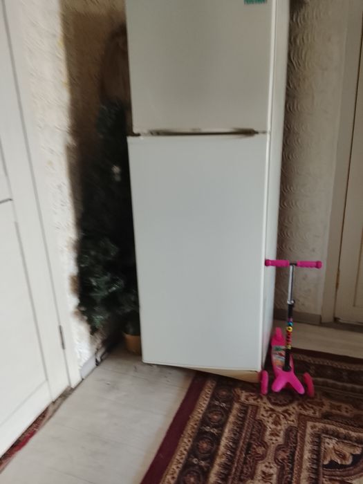 Продам холодильник стинол